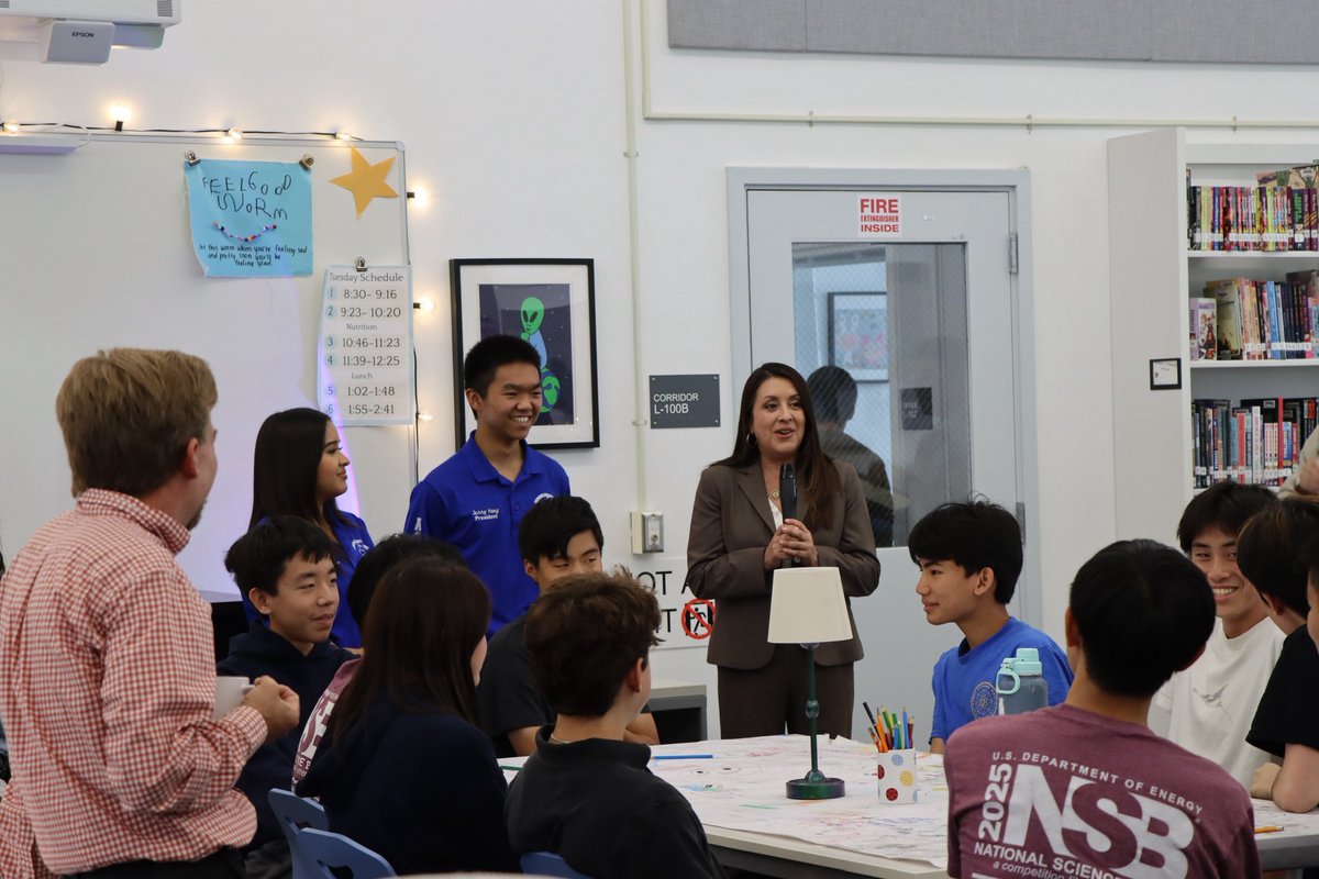 RepLuzRivas's tweet photo. I visited North Hollywood High School in North Hollywood to recognize the National Science Bowl winning team for taking home fifth place! 🎉

North Hollywood High School has had over 20 years of success in the National Science Bowl. 

We are excited to see their continued success in the coming year!
