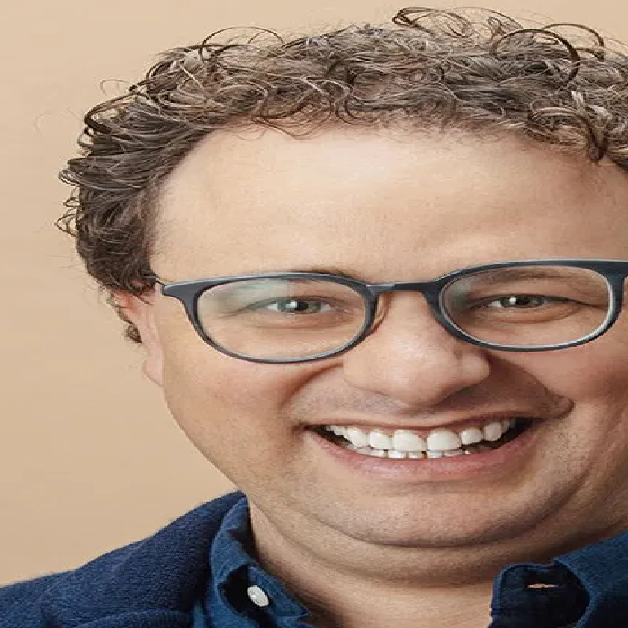 Brian Phaze tweet media