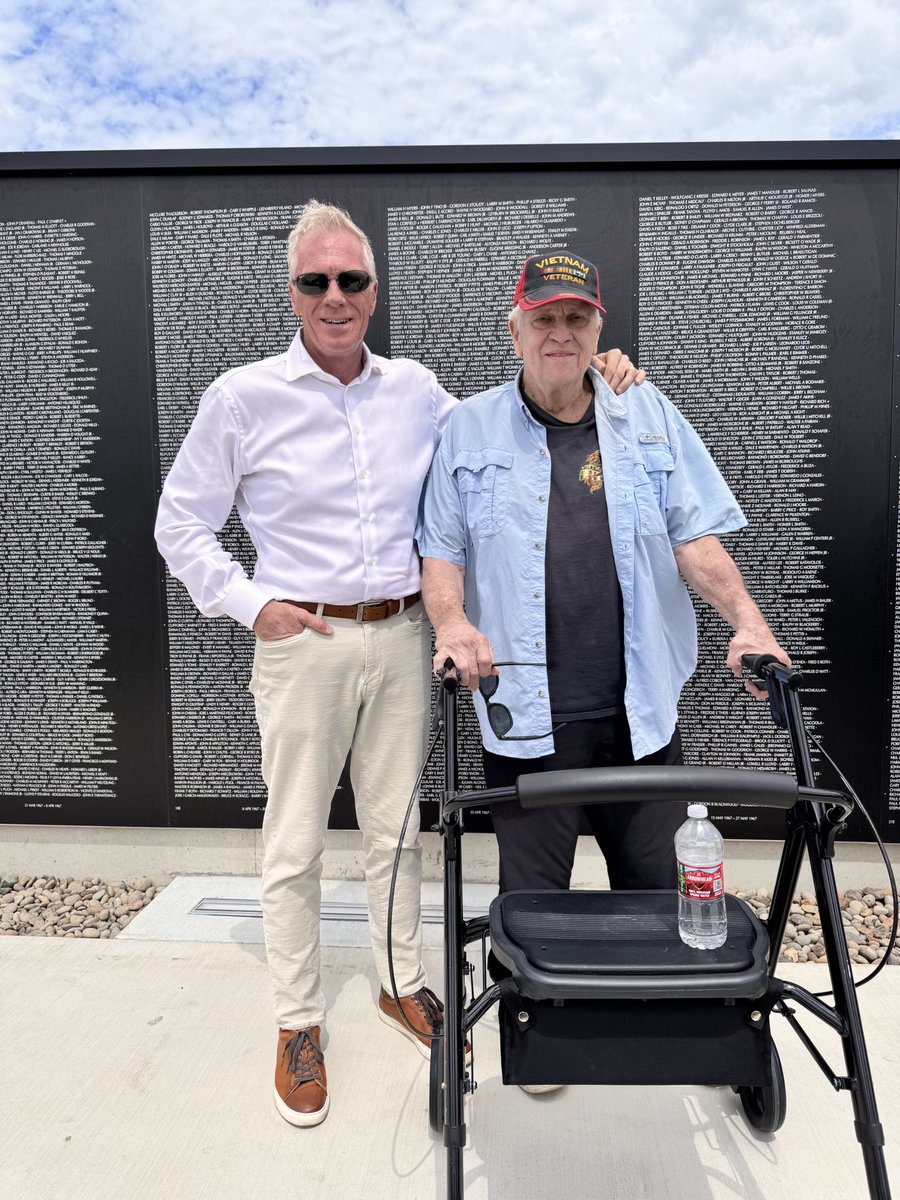 BradHicksOR's tweet photo. Yesterday, I had the honor of attending the dedication of Medford’s replica Vietnam Memorial Wall with my dad, a Marine Corps Vietnam-era veteran. 

Please visit &amp; say a prayer for these heroic Americans.

May we never forget their sacrifice or the cost borne by those who served. https://t.co/4hl0auoMkx