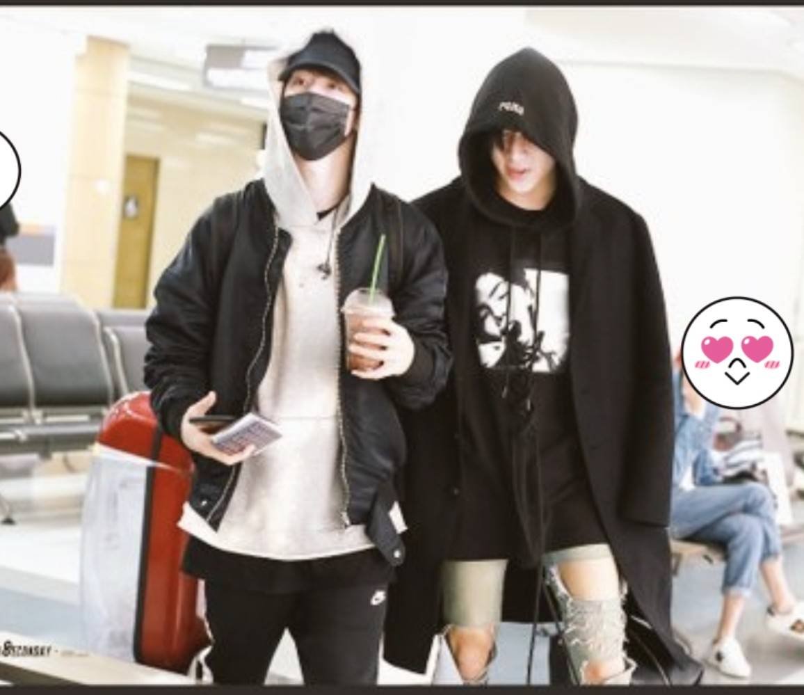 Sama60590352's tweet photo. ของมี๊นะ
#MarkBam #MTBB #อทบบ https://t.co/IDgKThkSf7