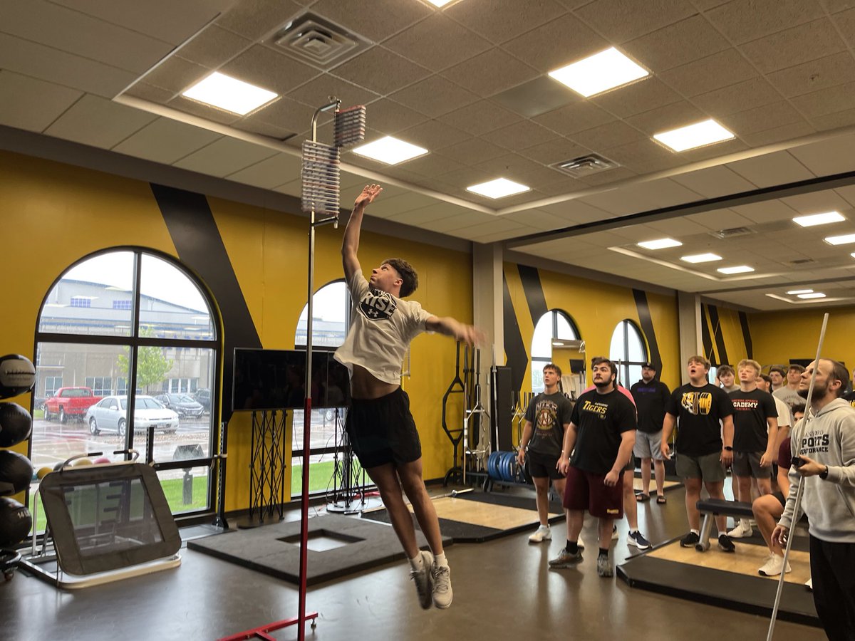 JasonCDorman's tweet photo. Pre-Summer SCORE Testing has started for our high school athletes. Who is going to achieve SCORE Club Status?
#SanfordSports https://t.co/pSfKanaRPv