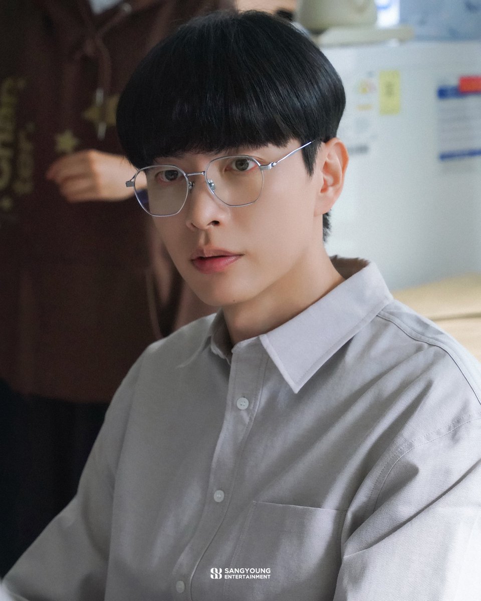 SY__company's tweet photo. [ 📸SY BEHIND CAM ]⠀
⠀
ENA 월화드라마 <허수아비>
_ 이민기 배우ㅣ차연호 역🤍

📁더 많은 사진은 상영이엔티 블로그에서 확인해 주세요 .ᐟ 
🔗https://t.co/Qvfk8gNyW3
⠀
#이민기 #leeminki
#허수아비 #thescarecrow 
#SYbehindcam https://t.co/TkXTvH3JLm