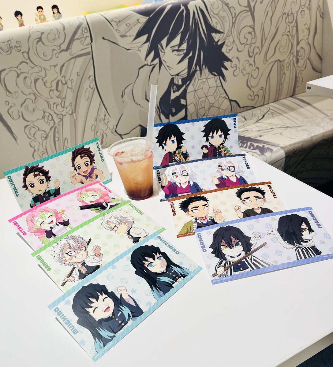 ufotable_dining's tweet photo. 【ufotable DINING】
繋がる大集合ドリンク開催中です！
こちらは繋がる大集合ドリンク柱稽古編になります。
ドリンク1杯ご注文につきランダムで柱稽古編のノベルティを1枚お渡ししております！

煉獄誕生祭、カナヲ誕生祭も開催中です！
ご予約、ご来店お待ちしております！ https://t.co/Tcwo4r989b