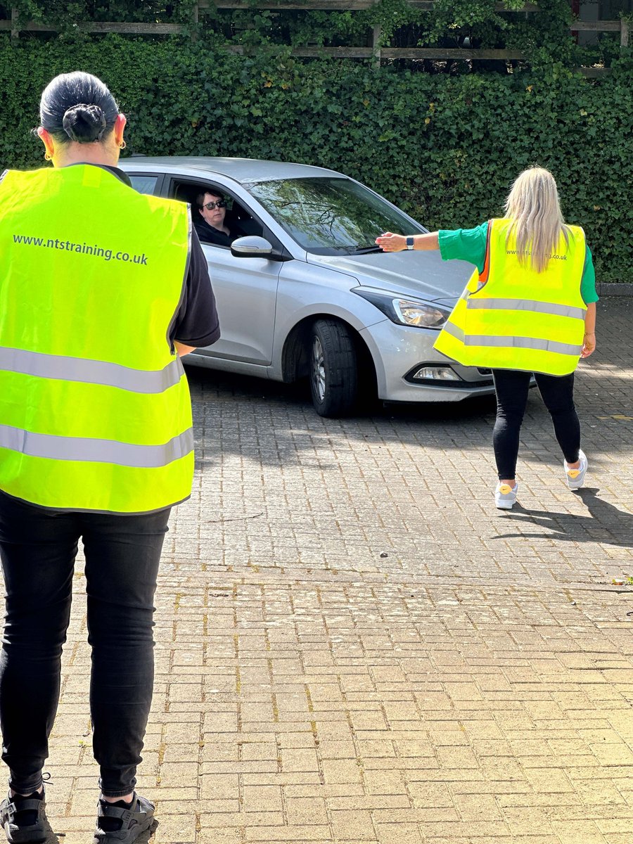 1NTS's tweet photo. By focussing on enhancing the knowledge of your trainers, you can enjoy an in-house syllabus that gives your team’s vehicle marshals or #banksmen the support &amp; guidance they need to fulfil their roles.
#vehiclemarshal #vehiclemarshaltrainthetrainer #trainthetrainer #RoSPAAssured https://t.co/2xPPfj9CWA