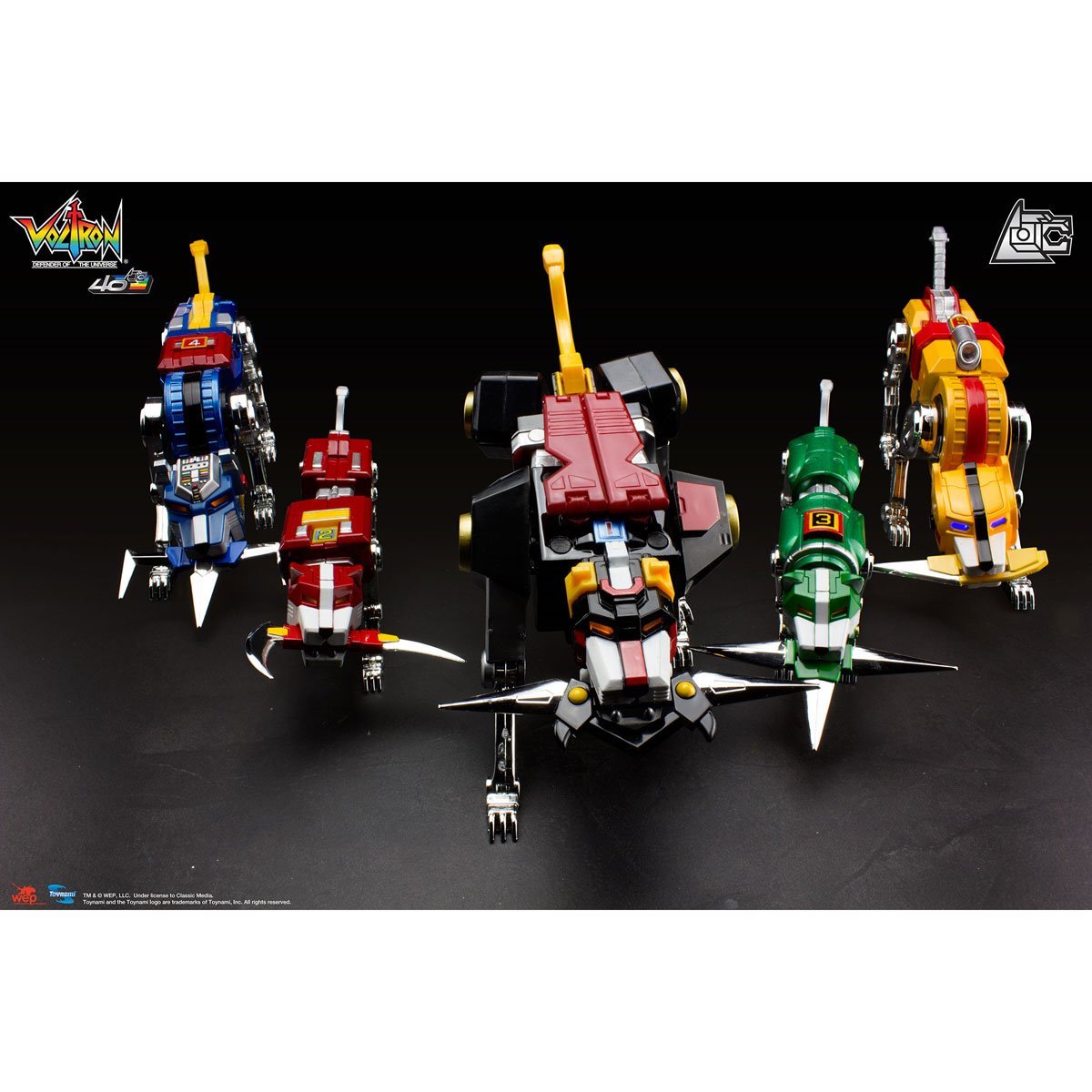 PopCultFrenzy's tweet photo. Toynami 40th Anniversary Limited Edition Voltron gift set [die-cast transforming lions that form 13" Voltron] is in stock at Entertainment Earth:

$329.99  https://t.co/gniWVNkwL6  #Voltron https://t.co/tvWeQIgfzv