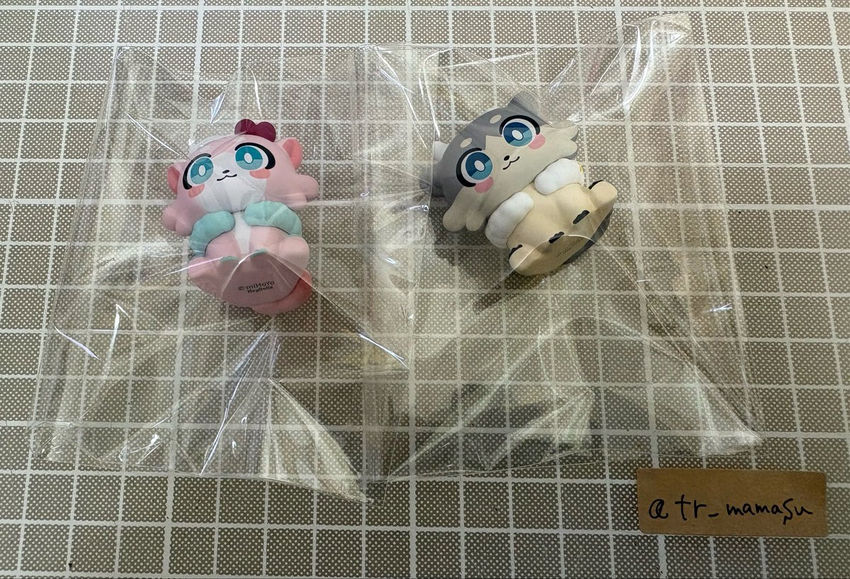 tr_mamasu's tweet photo. @xp__221 検索より失礼いたします。
当方ファイノンAヒアンシーA所持しておりますがのぴ様のファイノンBヒアンシーBとのまとめての交換は可能でしょうか？
ご検討の程よろしくお願いいたします。 https://t.co/LZSRMsm0OT