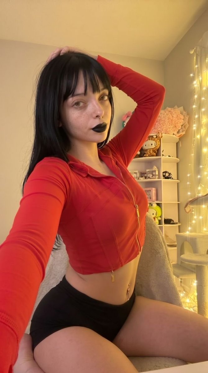 Emily Black tweet media