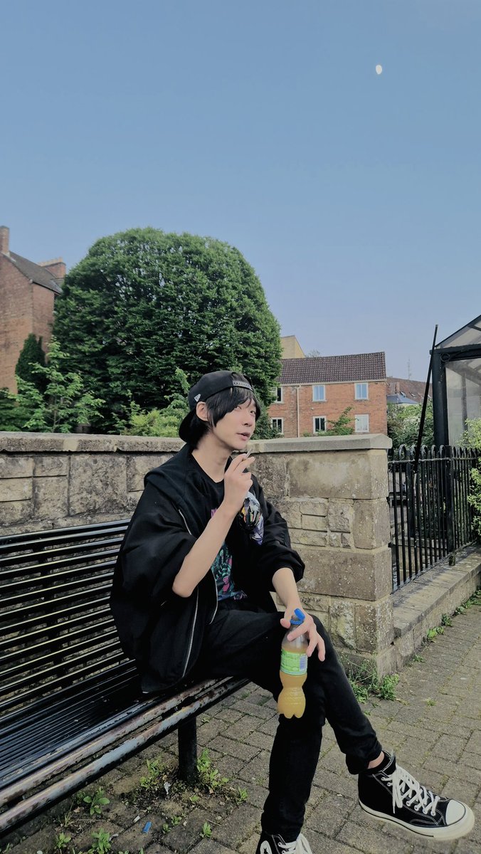 Cigarettes & UK Fanta