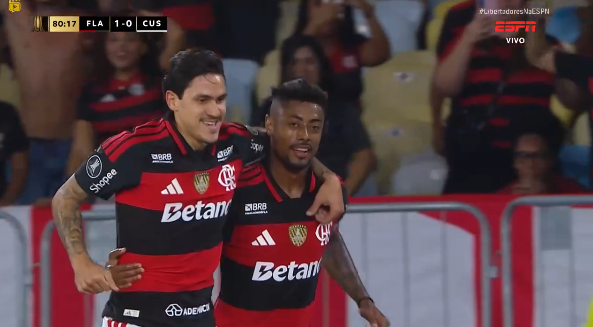 fla_infos's tweet photo. O REI DA AMÉRICA SEMPRE RESOLVENDO!!!!!!!

Flamengo 1 x 0 Cusco https://t.co/ZihBO46DyR