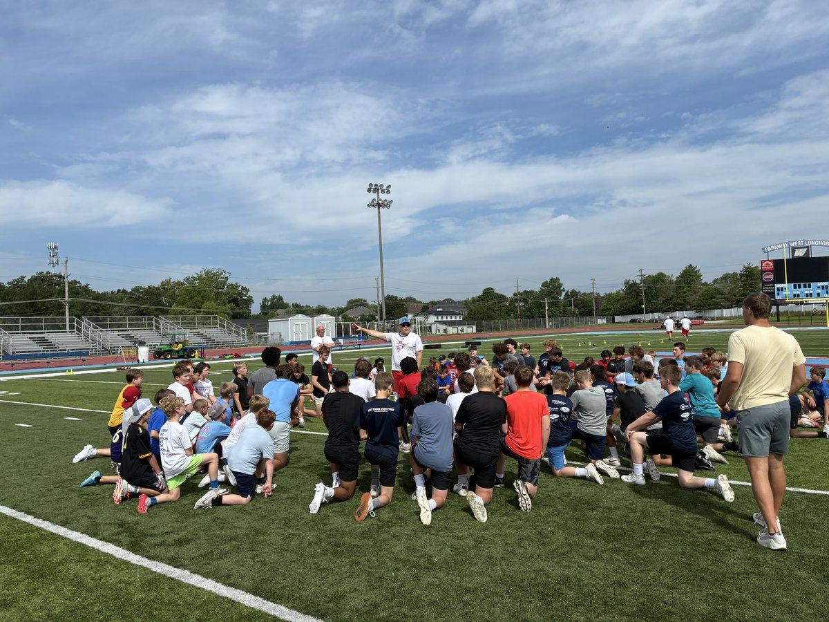 pwesthorns's tweet photo. Great Day 1 of our Jr. Longhorn Camp!! BIG things are in store for the FUTURE of our program! 🏈🐂 
#LonghornPride https://t.co/IUSOoY6rIF