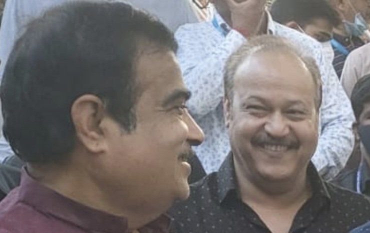 ErandeManoj's tweet photo. Happy Healthy Birthday Superman of Roads &amp; Highways💐🎂
Inframan of India
 Hon @nitin_gadkari 
Best Always 👍🏻 https://t.co/EXOYF8GweO
