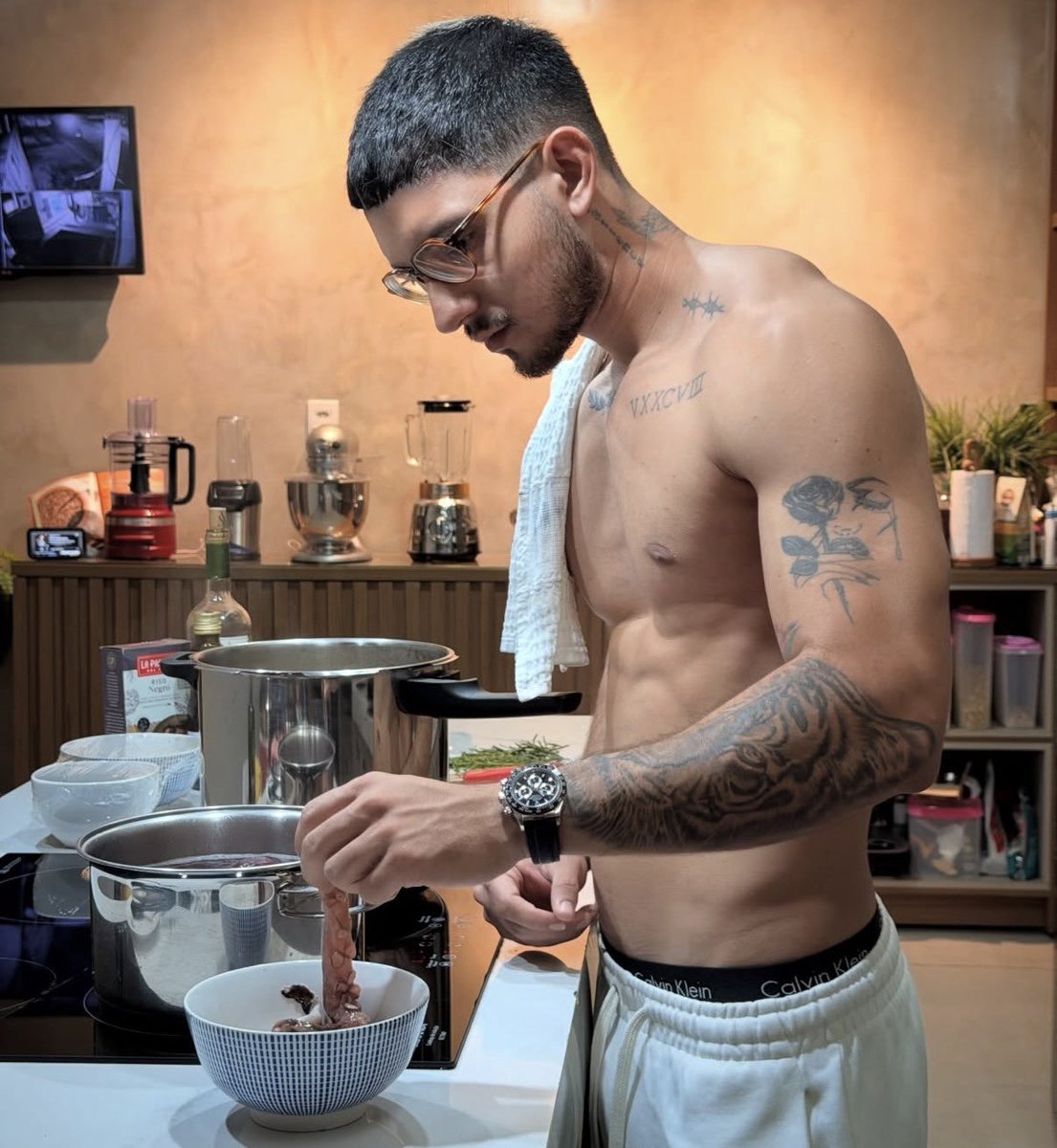 fernadoxzz's tweet photo. assistindo o programa só por causa da competição:

a competição:

 #MasterChefBR https://t.co/mWLJnRvNH7