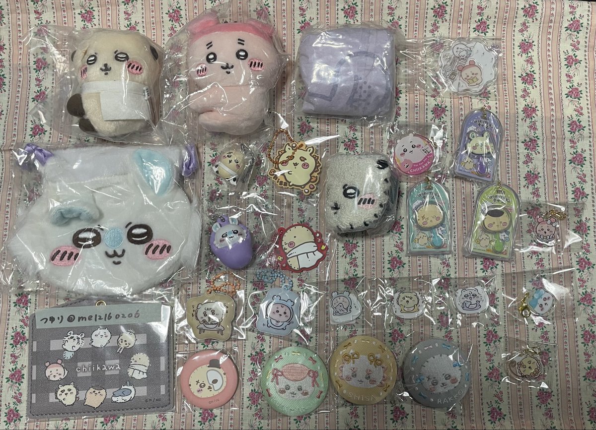 me12160206's tweet photo. 【交換】ちいかわ シール スナップマイド クリアカード ステッカー キーホルダー ブックマーク 等

譲：画像1～26

求：画像27～34他うさぎ、ちいかわ、あのこ、かぶとむしなんでも検討します。
コースターは全て揃っている為求めておりません💦

郵送交換希望です。
お声がけ頂けますと幸いです🍀 https://t.co/LbJjVOpd3m