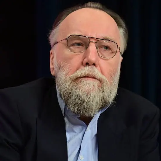 RTSG_News's tweet photo. 🇷🇺🇰🇵 Alexander Dugin says "North Korea is a bastion of humanism, democracy, and freedom.”

Follow: @RTSG_News https://t.co/3nfaqhrTPO