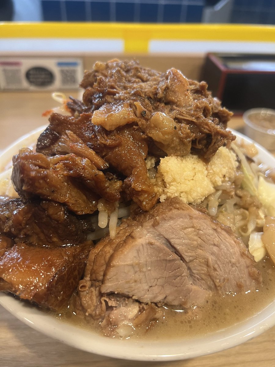 ramenmatakokode's tweet photo. 5/27(水)
本日もオープン！

昼 11:00〜15:00
夜 18:00〜22:00

🍜ラーメン🍜
・本日も限定『痺辛ラーメン』あります！
・ラーメン裏あります

🥚トッピング🥚
・辛ニラねぎネギ🆕　仕込めました！
・おつまみ豚🆕　100円！
・生たまご
・うずら　
・チーズ

トロ豚材料の関係で本日も売り切れです… https://t.co/CVTG0konhH