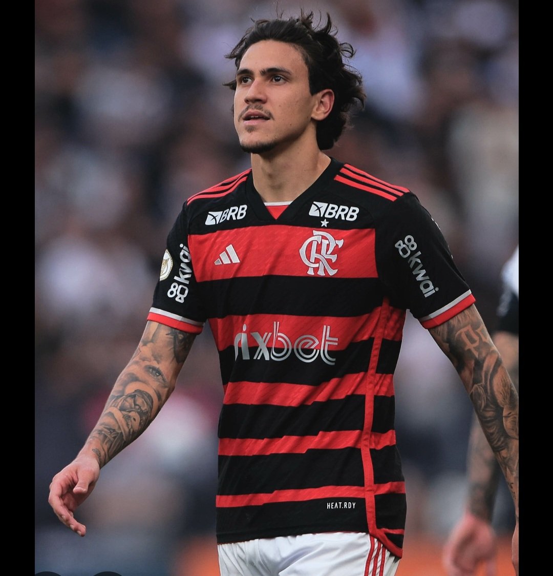 choccokase's tweet photo. apostei cm a esmeralda o placar do jogo hj do flamengo e ninguem acertouu,  que sacooooooooo, mas ganhamos de 3x0 porraaaa https://t.co/wVA98BrVMm