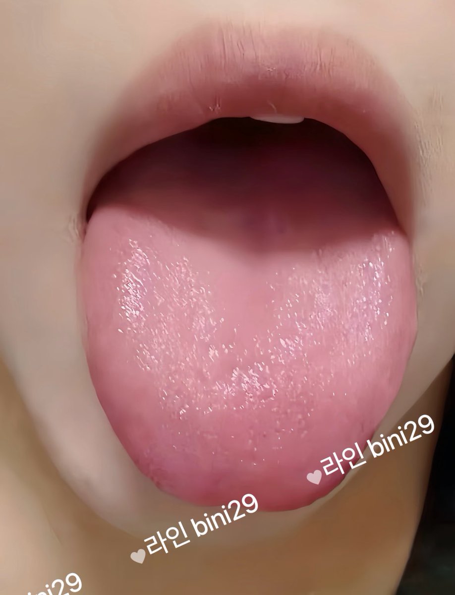 hera2298's tweet photo. 자꾸 DM으로 사진 보내달라고 보채지 좀 마..
나도 기분 내킬 때가 있는 건데 
기다리는 사람만 보여줄 거야 https://t.co/EB573PljEn