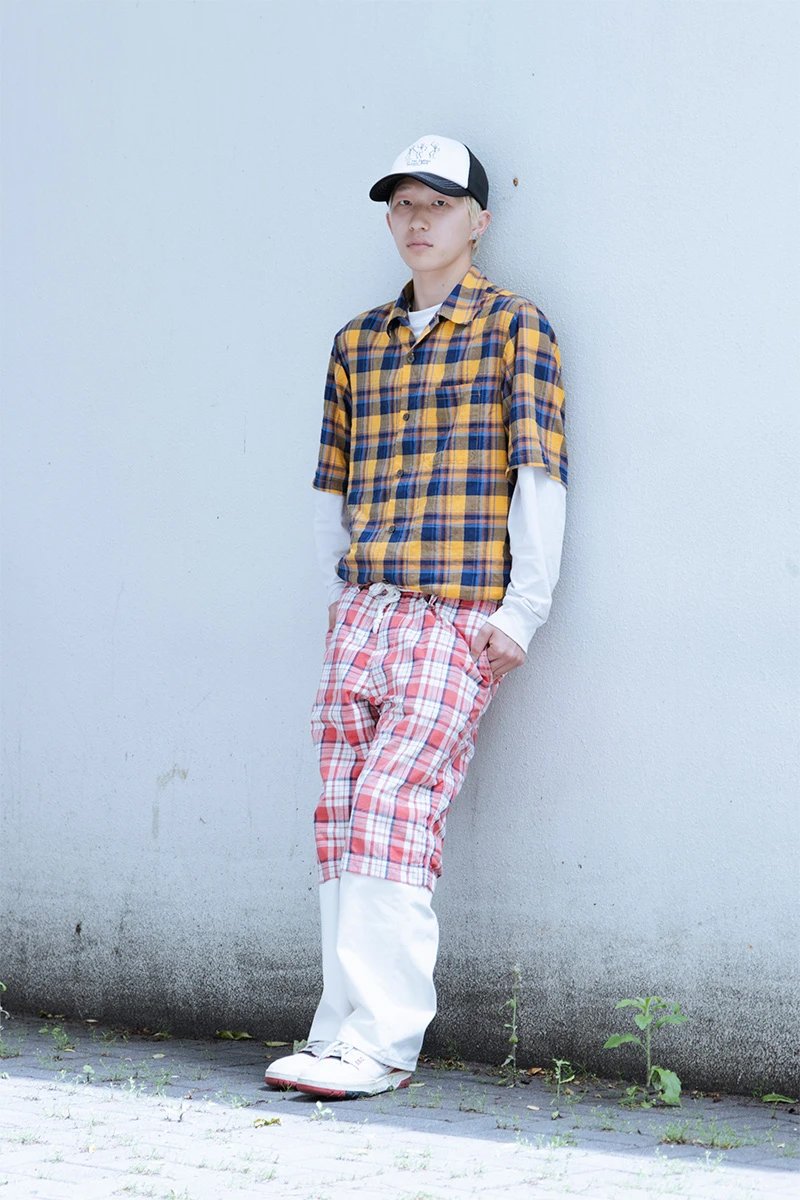 fashionjp's tweet photo. 【BUNKA DAILY SNAP】

#文化服装学院 ファッション工科基礎科 / しょうさん

チェック柄×チェック柄を着こなし！スタイリングをチェック🔻
https://t.co/BcmpW2KGfd

@bunka_fc https://t.co/8VNrIdOv0i