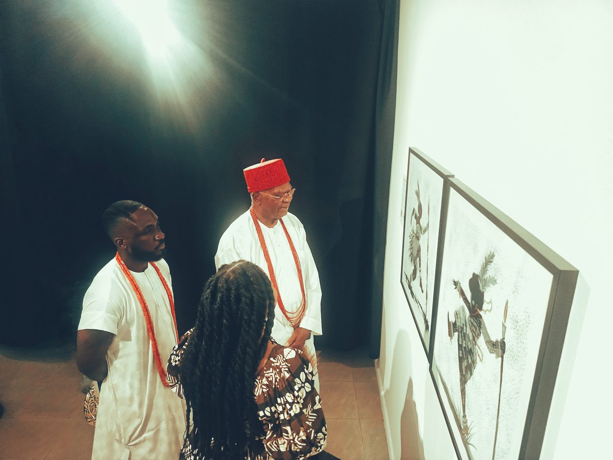 nneamaka_orji's tweet photo. Agbogidi🌹
He stood and stared at my artworks, then looked at my face, looked at my work again, took some pictures of them, and looked at me and asked, “Where are you from? How did you make these works?” It was a great experience meeting him. https://t.co/PvYy5S40dH