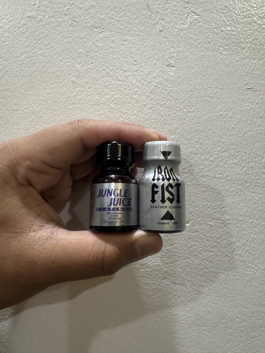 PopperKingPH's tweet photo. JUNGLE JUICE Platinum x IRON FIST sold 🔥
📍Calamba City

#PopperKingPH
#PopperPhilippines
#LagunaPopperPH
#Poppers
#AlterCalamba
#AlterLaguna
#AlterPhilippines https://t.co/EsQPyQvg6A