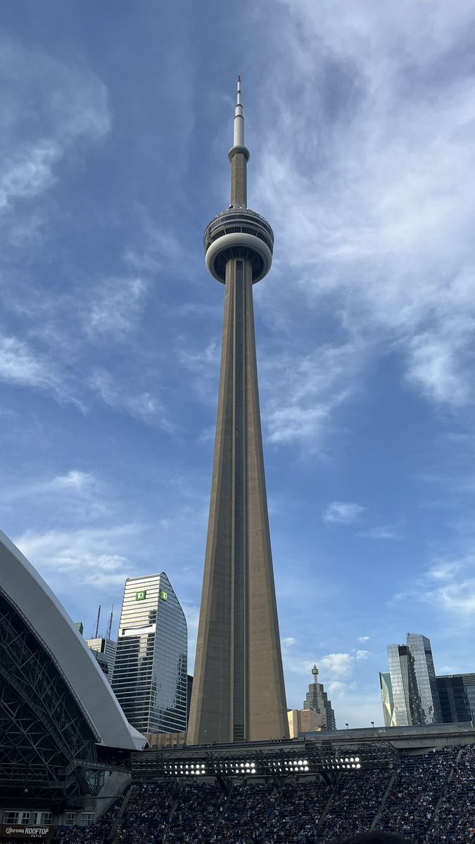 sockmoments's tweet photo. I WILL DIE FOR MY COUNTRY TORONTO https://t.co/LvzbDwzWH1