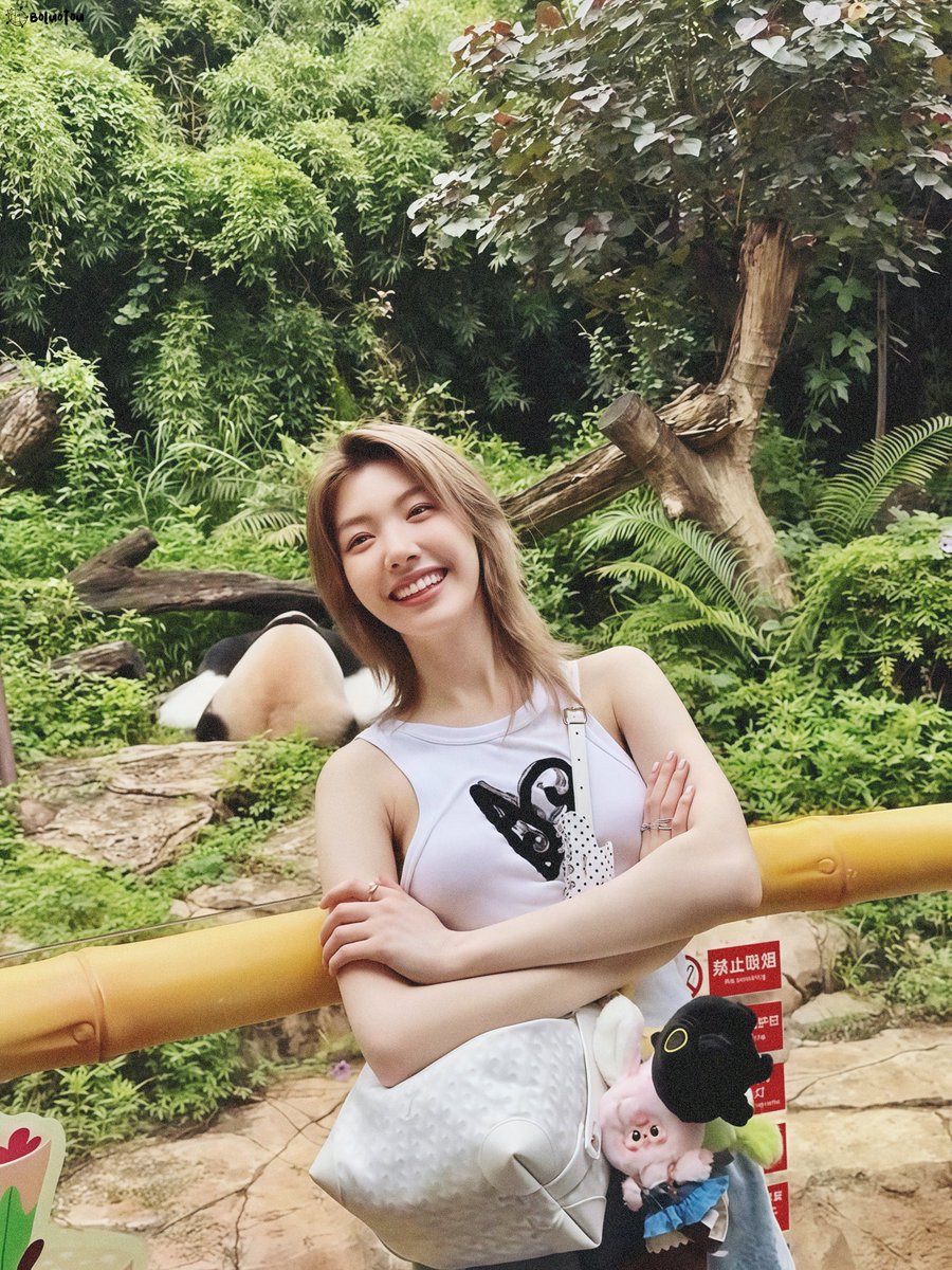 DoubleHappyAlex🇨🇳 tweet media
