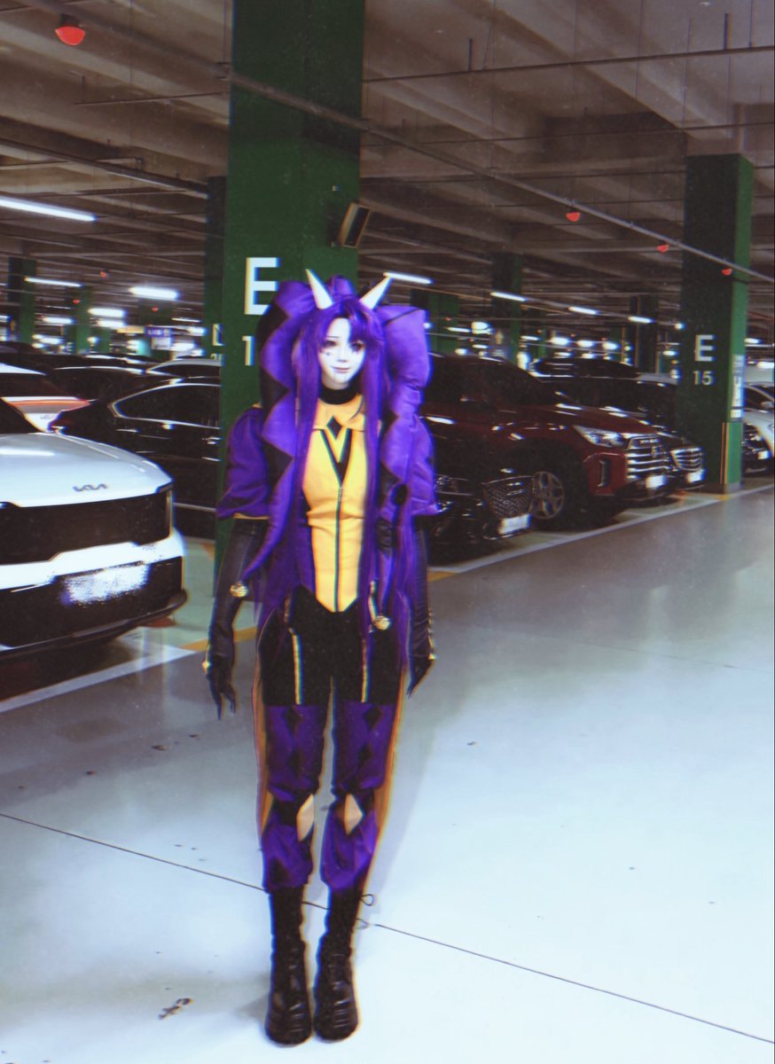 msoooni's tweet photo. #thefreakcircus #jester https://t.co/qw9dVMhCIK