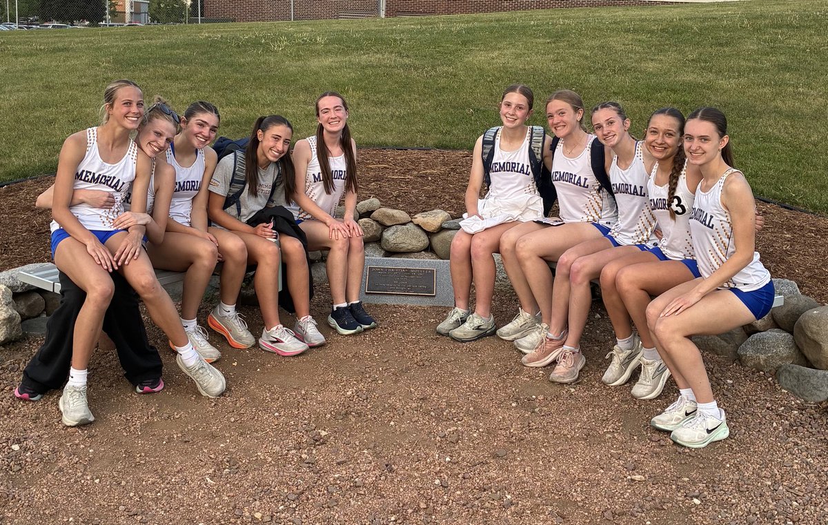 CMHGirlsTrack's tweet photo. Congrats to the CMH boys track team on winning the sectional! Our girls had so many great races tonight. Looking forward to sectionals. See you Friday!! https://t.co/SH0OMdsm9Y