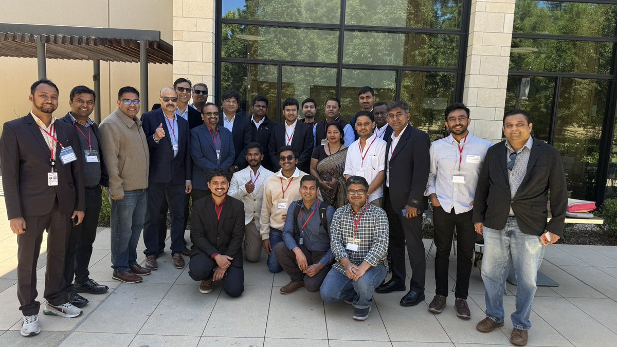 arvinth_e's tweet photo. Thalaivar @annamalai_k and Bangaluru South MP Shri @Tejasvi_Surya addressed our @ofbjp_usa Bay Area team at Stanford University. It was an insightful and thought provoking discussion. We thank both the leaders for their time and the conversation. https://t.co/12qzH36xi0