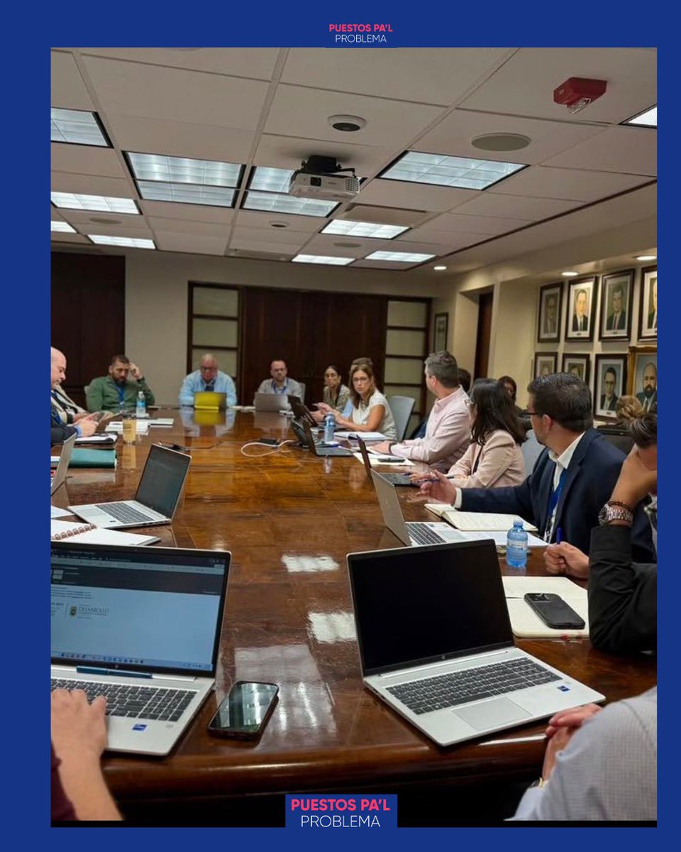 ElPodcastPPP's tweet photo. Nuestro Greg Boricua, mejor conocido como el Secretario Encargado del DDEC tomó las riendas de Fomento a horas de ma espectacular renuncia del intern Sebastián Negron y más de 10 jefes de divisiones allí https://t.co/yUcioNimTx
