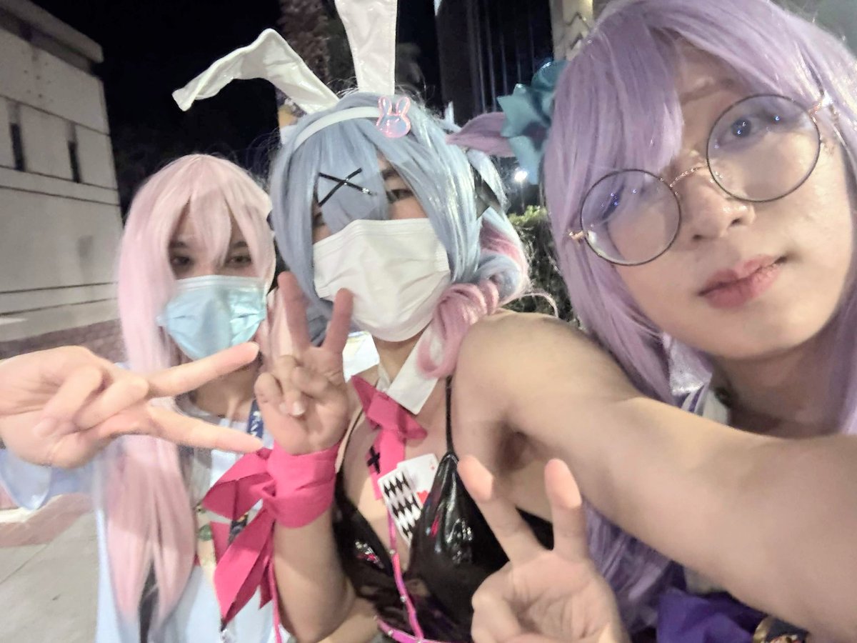 _azusaP's tweet photo. fanime haul  : )
the pack and stickers were free https://t.co/SfY0o9vMNV