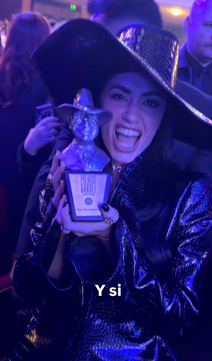 Flytothesunn's tweet photo. me arrancaría el corazón y te lo daría si me lo pedis @lalioficial https://t.co/MYyZC6MBnO
