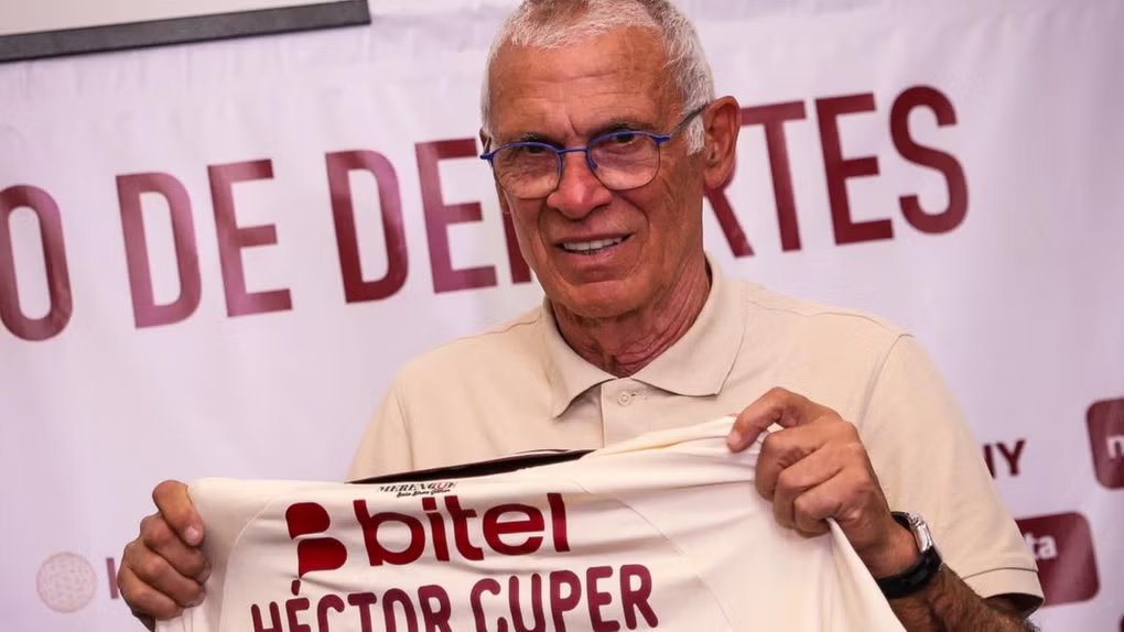 Ronny_Isla's tweet photo. La 'U' de Héctor Cúper
[Útimos tres partidos de Universitario]
👉 Nacional 0-0 Universitario (Libertadores)
👉CD Moquegua 0-0 Universitario (Liga 1)
👉Universitario 0-0 Tolima (Libertadores)
Números fríos: 3 partidos, 3 puntos, cero goles https://t.co/ryOD7icH8A