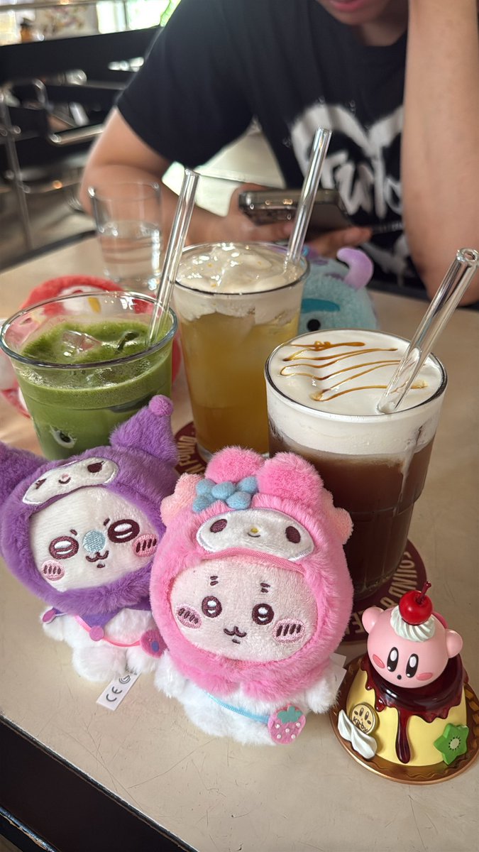 _dt472's tweet photo. Going back home ^w^ Nothing beats cute toys, cute cafe and our girlie annual bonding activities https://t.co/0ElWsX4dTY