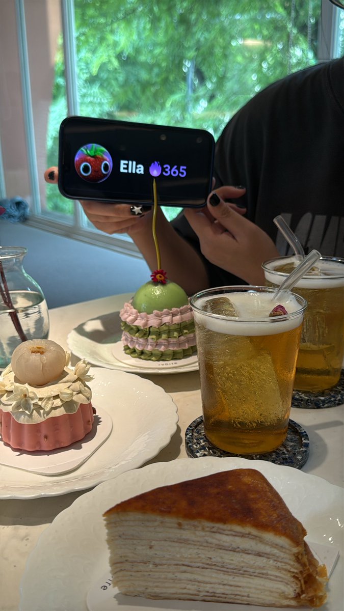 _dt472's tweet photo. Going back home ^w^ Nothing beats cute toys, cute cafe and our girlie annual bonding activities https://t.co/0ElWsX4dTY