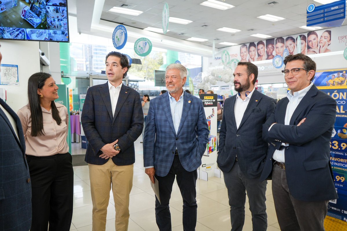 jbgorg's tweet photo. 3) El convenio reafirma el compromiso de ambas instituciones de promover acciones sostenibles que generen impacto social y participación ciudadana.

#JuntaDeBeneficencia 
#AyudarEsLaGranObra https://t.co/mCYWNjzAD5