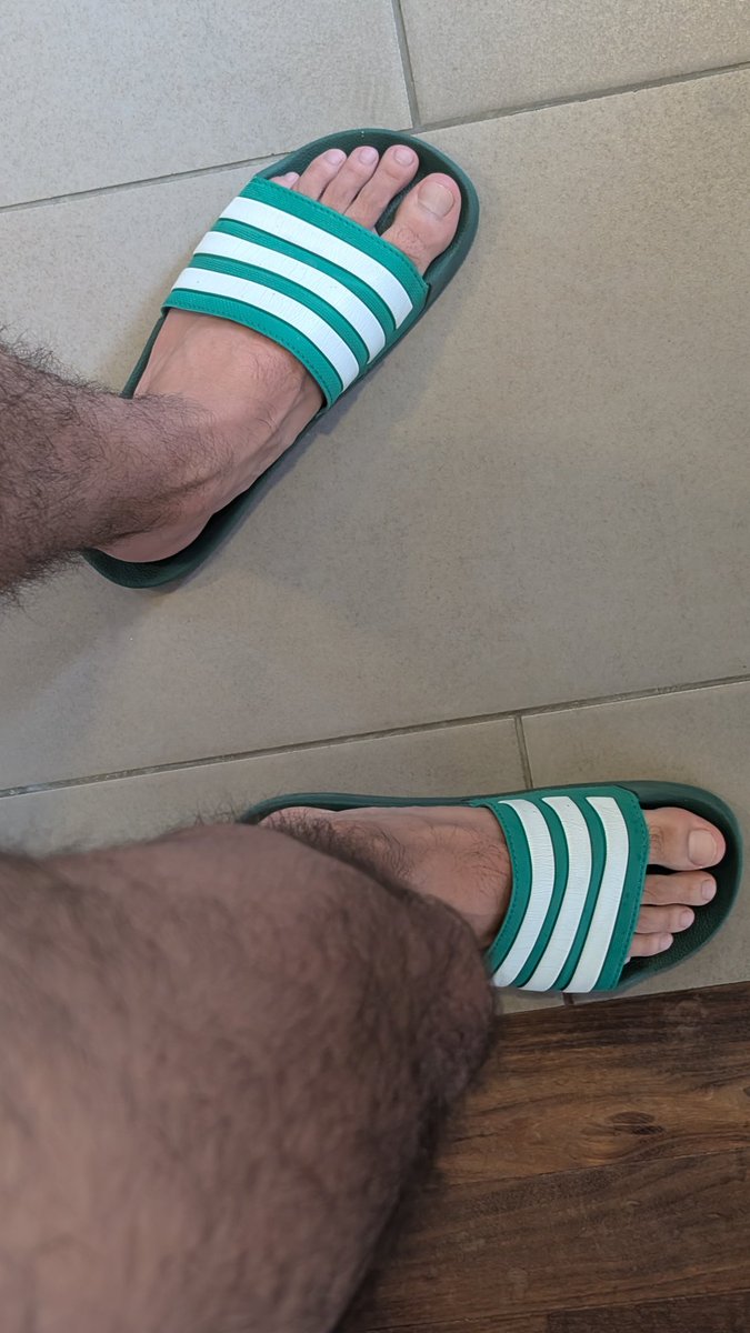 latinxfeet8 tweet media