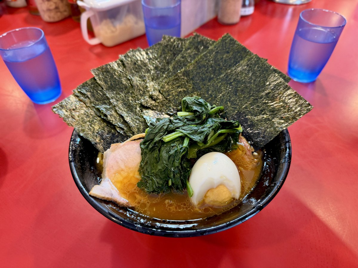 Nanki (なんき) tweet media