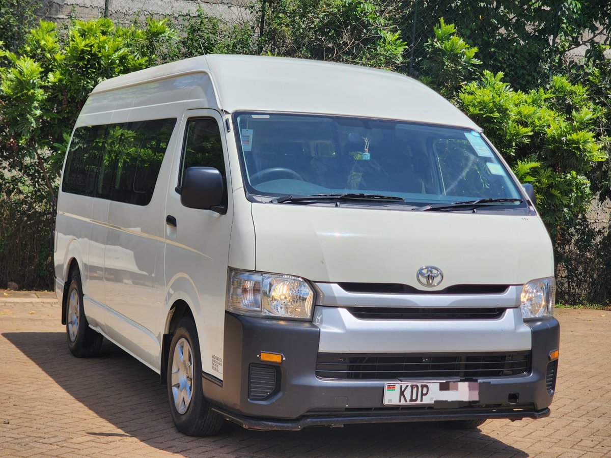 GariDigital's tweet photo. Toyota hiace 9L

Local
 Toyota Kenya🇰🇪
2023 model
23,000kms genuine milage✅
3000cc 
1kd diesel.. 
Manual. .. 
Extremely clean unit.. 

 @ Ksh 5.28m

In Parklands
Nairobi https://t.co/061WbMBFtu