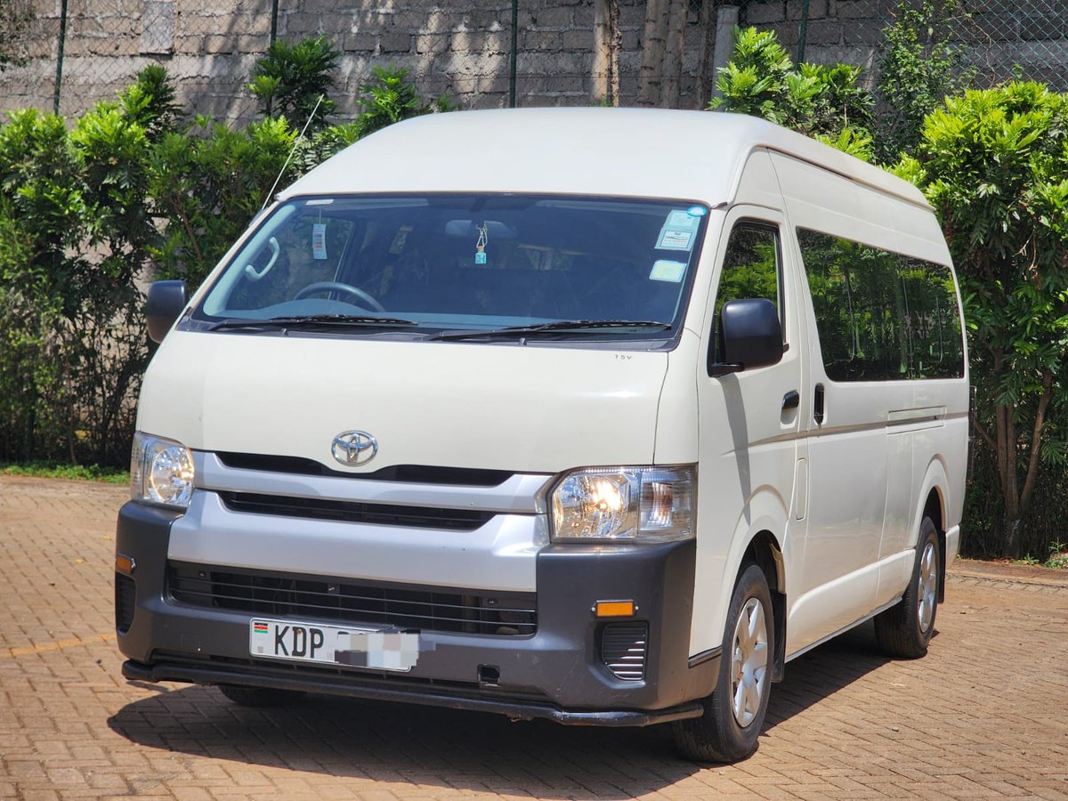 GariDigital's tweet photo. Toyota hiace 9L

Local
 Toyota Kenya🇰🇪
2023 model
23,000kms genuine milage✅
3000cc 
1kd diesel.. 
Manual. .. 
Extremely clean unit.. 

 @ Ksh 5.28m

In Parklands
Nairobi https://t.co/061WbMBFtu