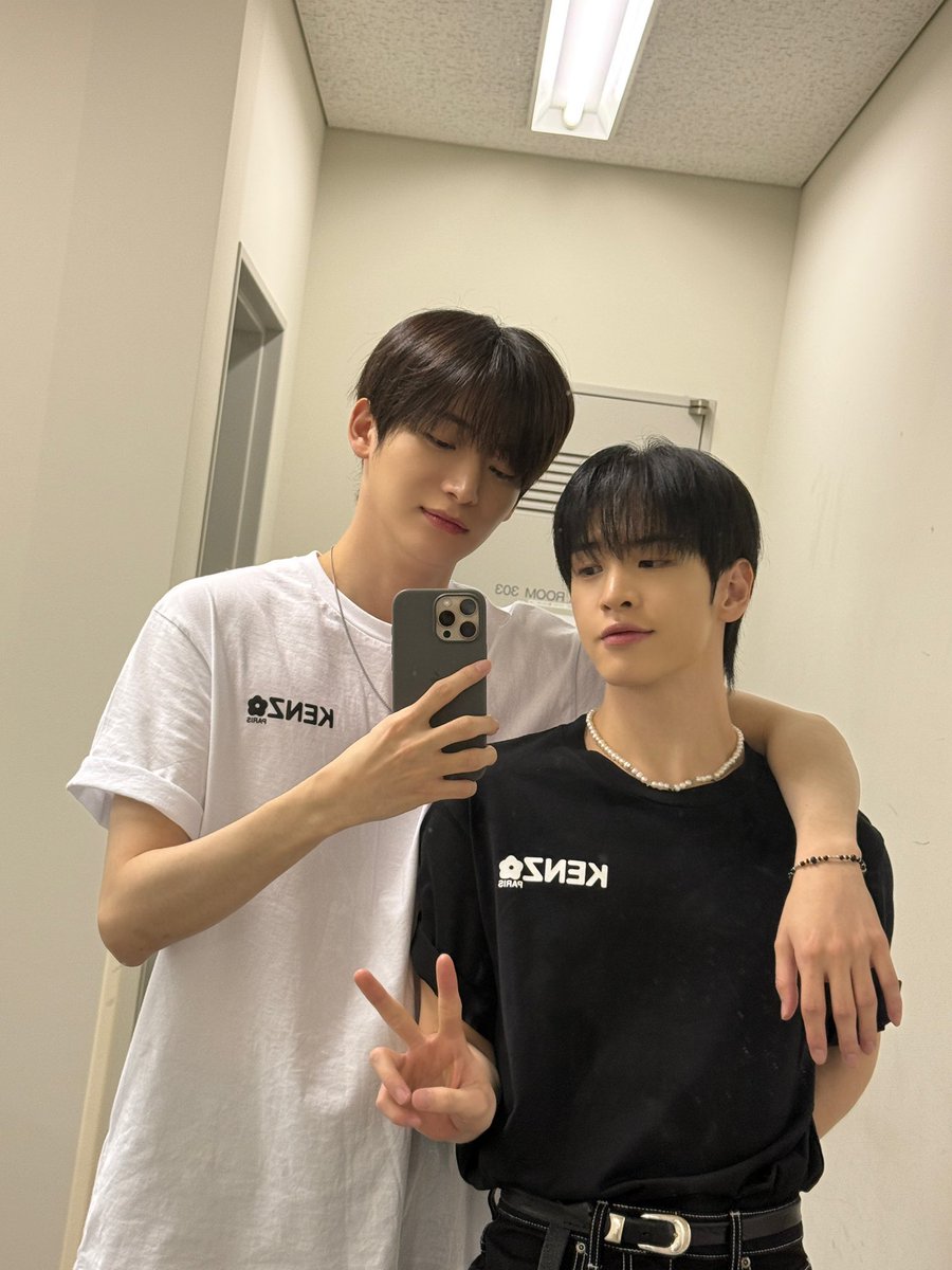 doente pelo jiung tweet media