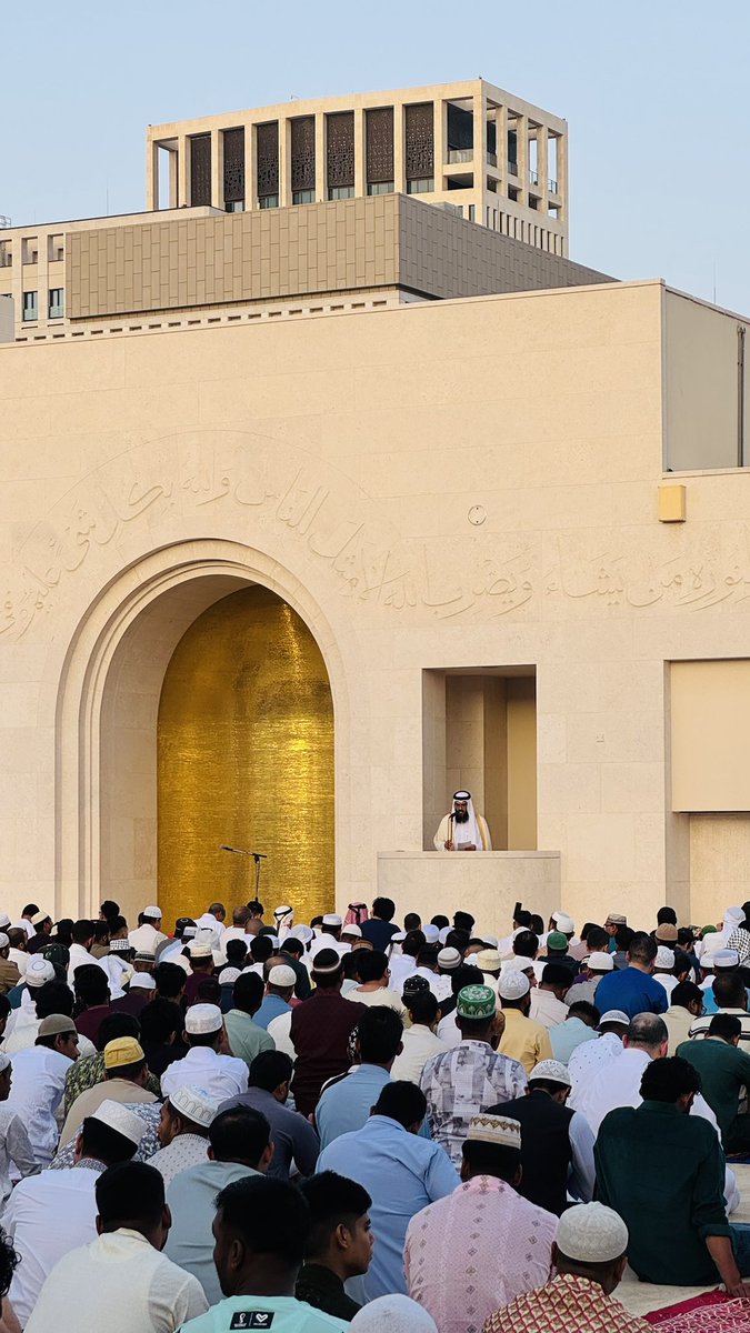 MsheirebDoha's tweet photo. 🕌 لقطات من صلاة #عيد_الأضحى المبارك من مصلى مشيرب في #مشيرب_قلب_الدوحة.

عيدكم مبارك وعساكم من عواده. 🤍

🕌📸 Beautiful captures from the #EidAlAdha prayer at the Msheireb Prayer Ground in #MsheirebDowntownDoha.

#EidMubarak to all. 🤍 https://t.co/smE7bUFu6N