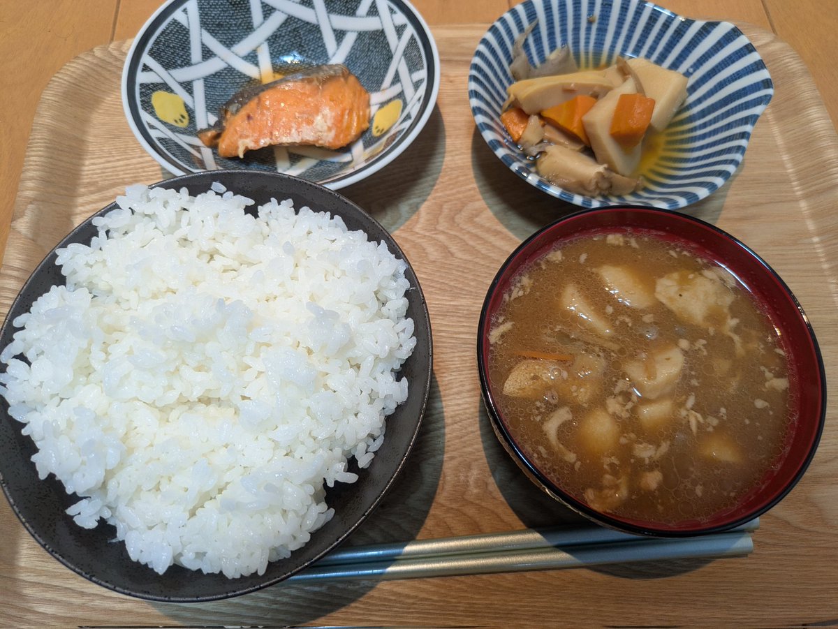 dorakichan1117's tweet photo. うちのや【公式】様(@uchinoya_PR) アンバサダーとしてたくさん食させていただきました！
これらが10分もあれば忙しいときでも準備できちゃうんで��！！

創業50年の老舗お惣菜店の味を、常温長期保存でいつでも手軽に食べることができます！
忙しい日の味方なので、ご自宅にストックしてみてはいかが？

#うちのや #時短ごはん #PR