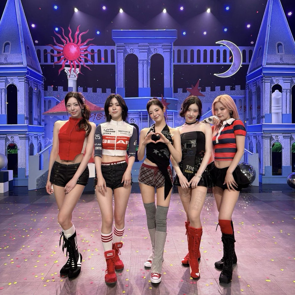ITZY BASE tweet media