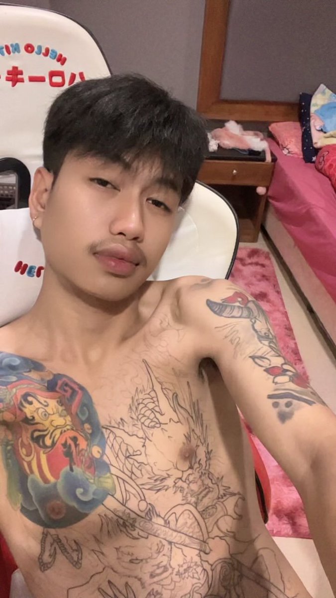🇹🇭 หล่อสักลาย tweet media