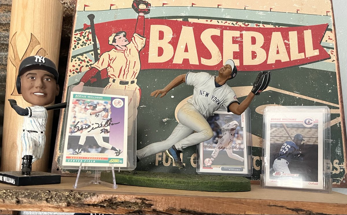 StormStacks's tweet photo. @NamethatYank Properly Rated !!  And he’s the reason I became a NYY fan as a 11-12 year old in 1991-92-ish. https://t.co/prRGBryIOw