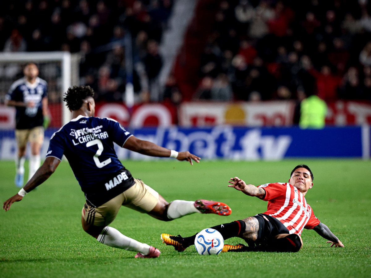 Estudionalytics's tweet photo. ESTUDIANTES DE LA PLATA A LOS OCTAVOS DE FINAL DE LA COPA LIBERTADORES 2026.

VAMOS CARAJO ❤️ https://t.co/NymMhwXpJL