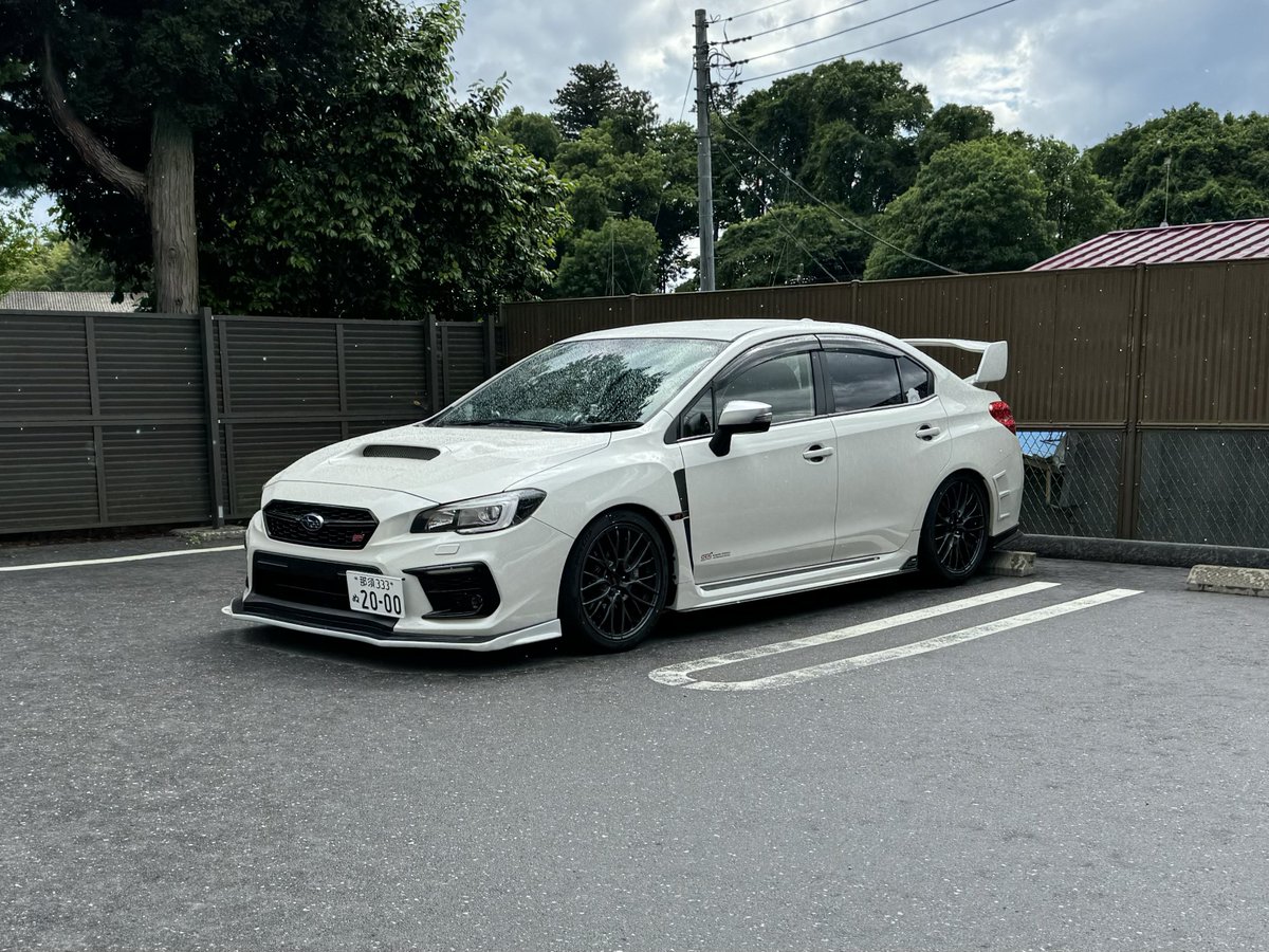Team_REPSOL's tweet photo. ・WRX STI後期純正ホイール
　+バリ山SUPORT MAXX
・RPF1
　+バリ山iceGUARD
売れなそうだし邪魔なので近々ヤフオク行き https://t.co/zHBEvFYzew