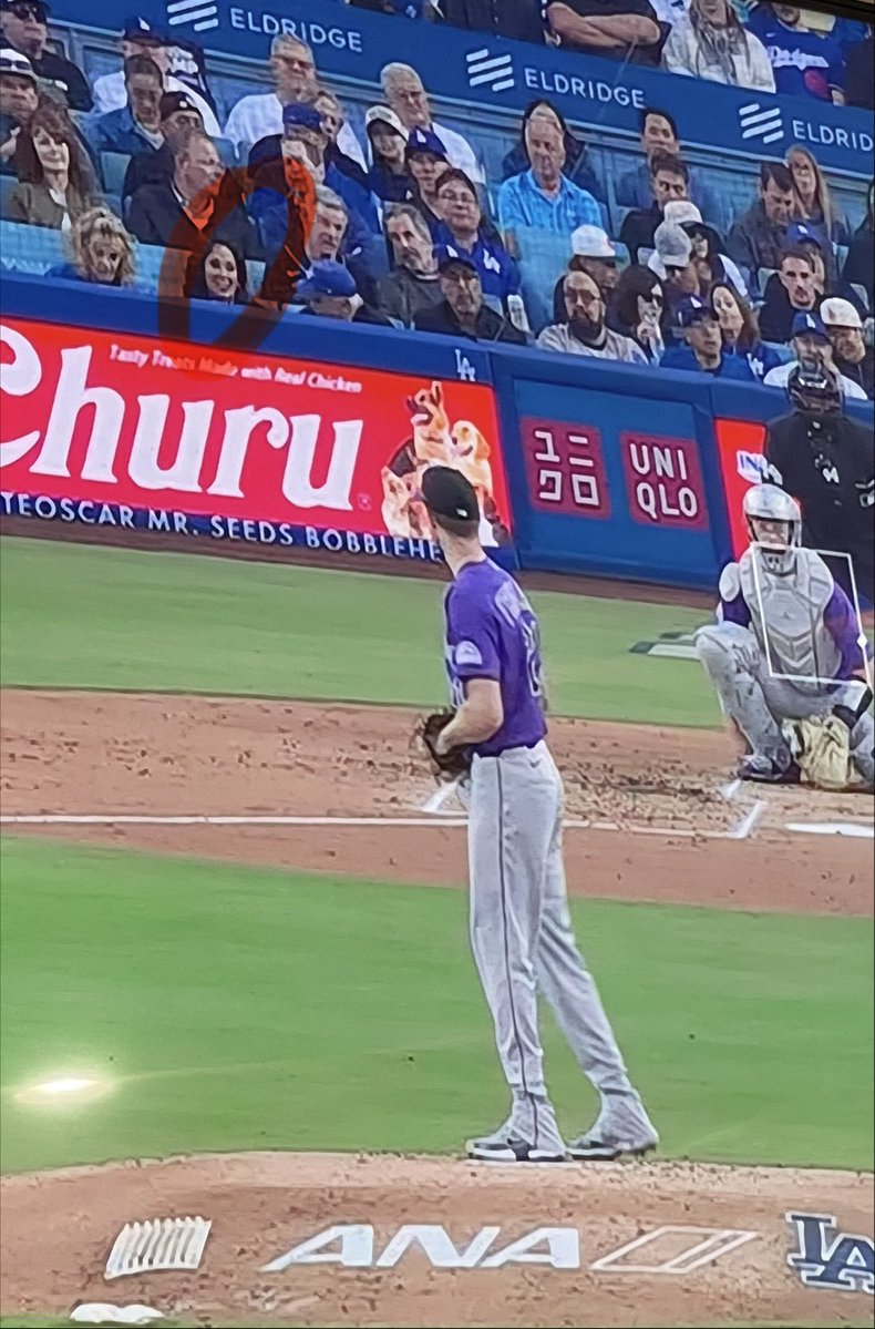 SeanFrankNEWS's tweet photo. .@LynetteRomero front row at the @Dodgers game. @NBCLA https://t.co/xWvwkTmwlN