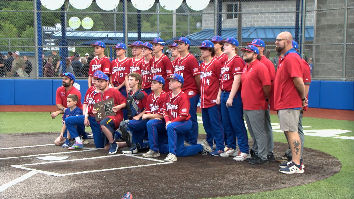 MetroNewsSports's tweet photo. Tuesday evening baseball regional update:

State tournament spots won: 27 of 32

Bids claimed on Tuesday:
Frankfort
Gilmer County
Independence
James Monroe
Jefferson
John Marshall
Martinsburg
Robert C. Byrd

Spots that can be secured Wednesday: 3
#wvprepbase https://t.co/Zm5DGUwX5C